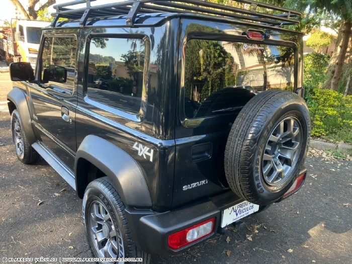 Suzuki JIMNY SIERRA 4 YOU 2022/2023